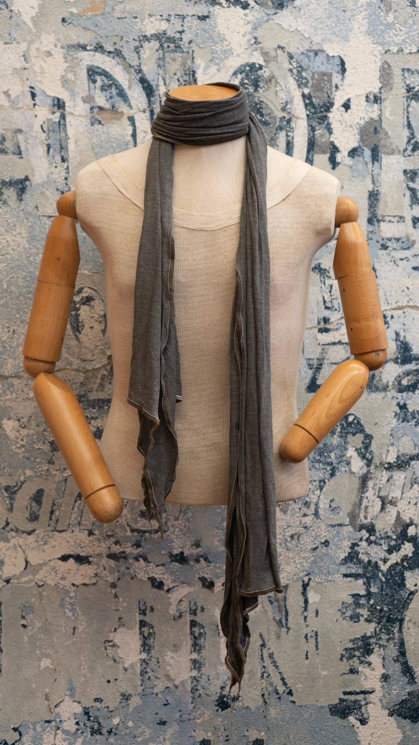 70's T Scarf